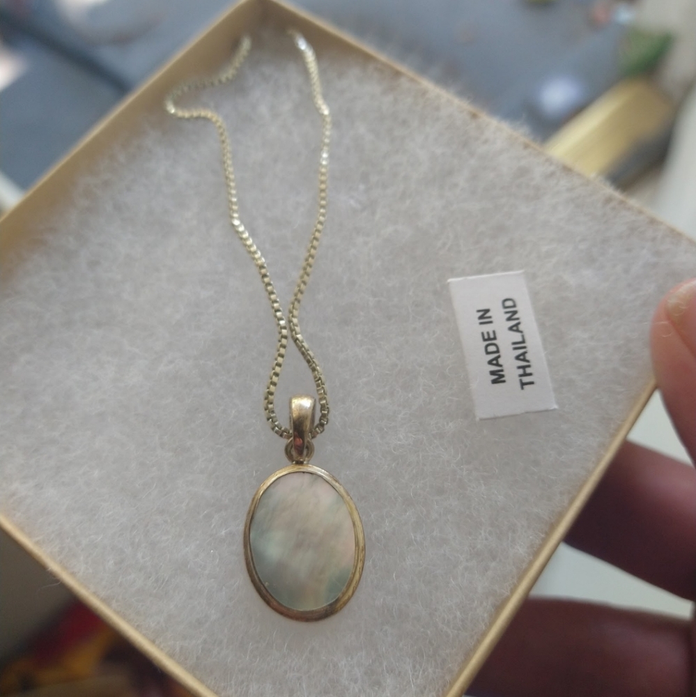 Mother of Pearl pendant and necklace both Sterling Silver